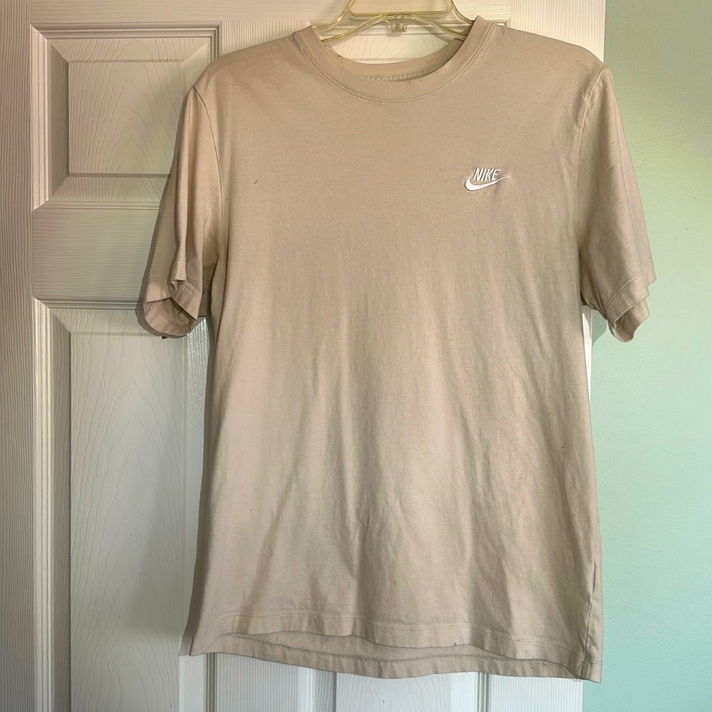 Men’s The Nike Tee (M)